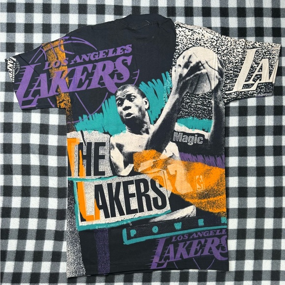 VTG MAGIC JOHNSON Los Angeles Lakers ALL OVER PRINT T-SHIRT SIZE M NWOT - Picture 5 of 5